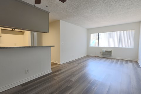 Floor plan for 2 beds, 2 baths, 770 sqft